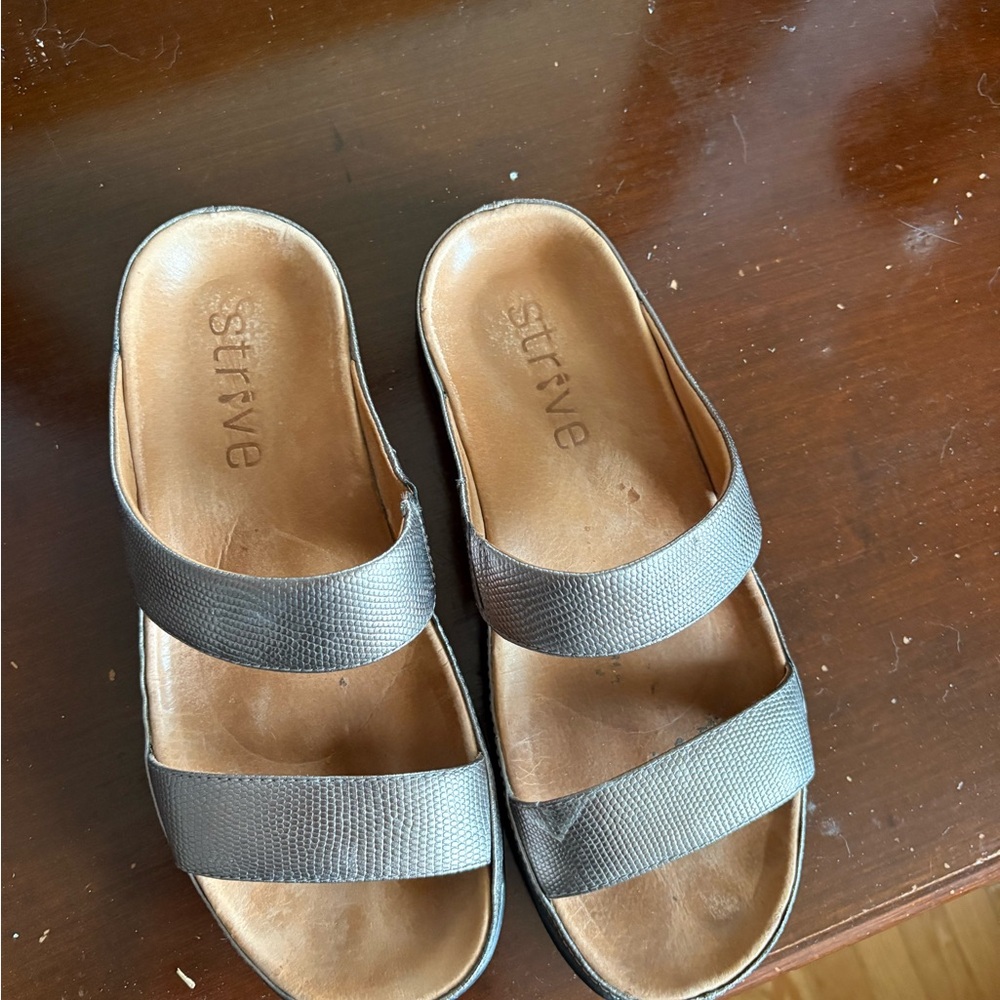 Metallic Double Strap Sandals - Picture 3 of 7